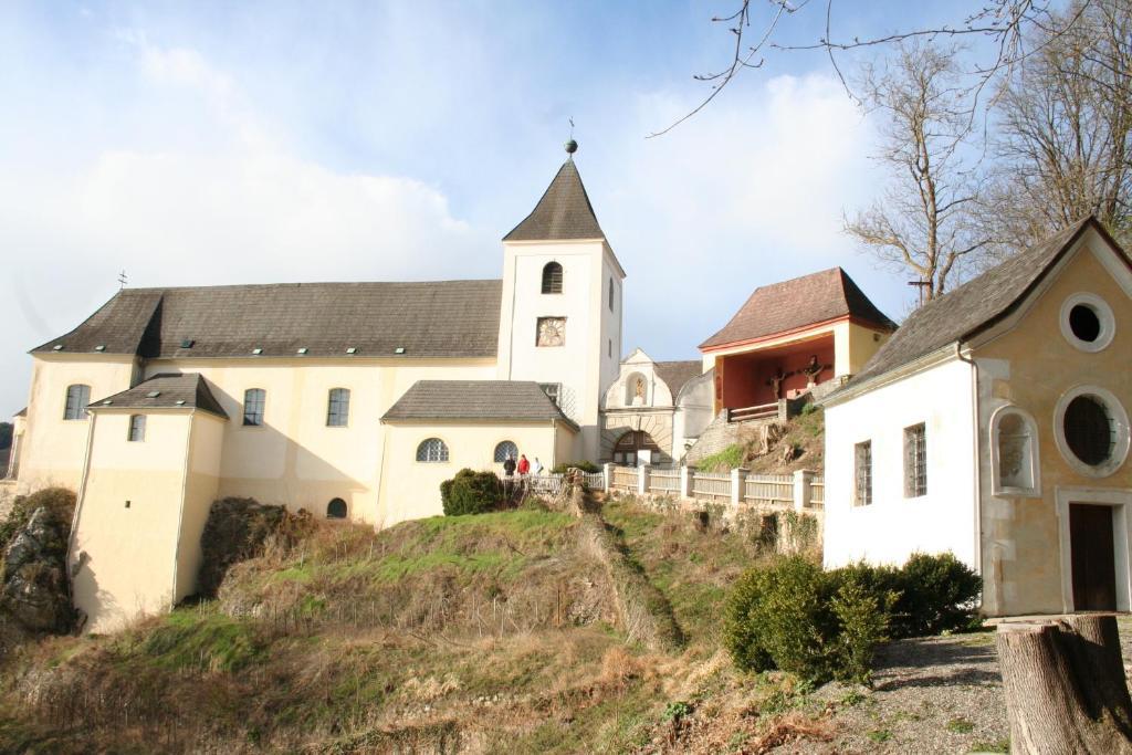 Gasthof-Camping Stumpfer Otel Schönbühel an der Donau Dış mekan fotoğraf