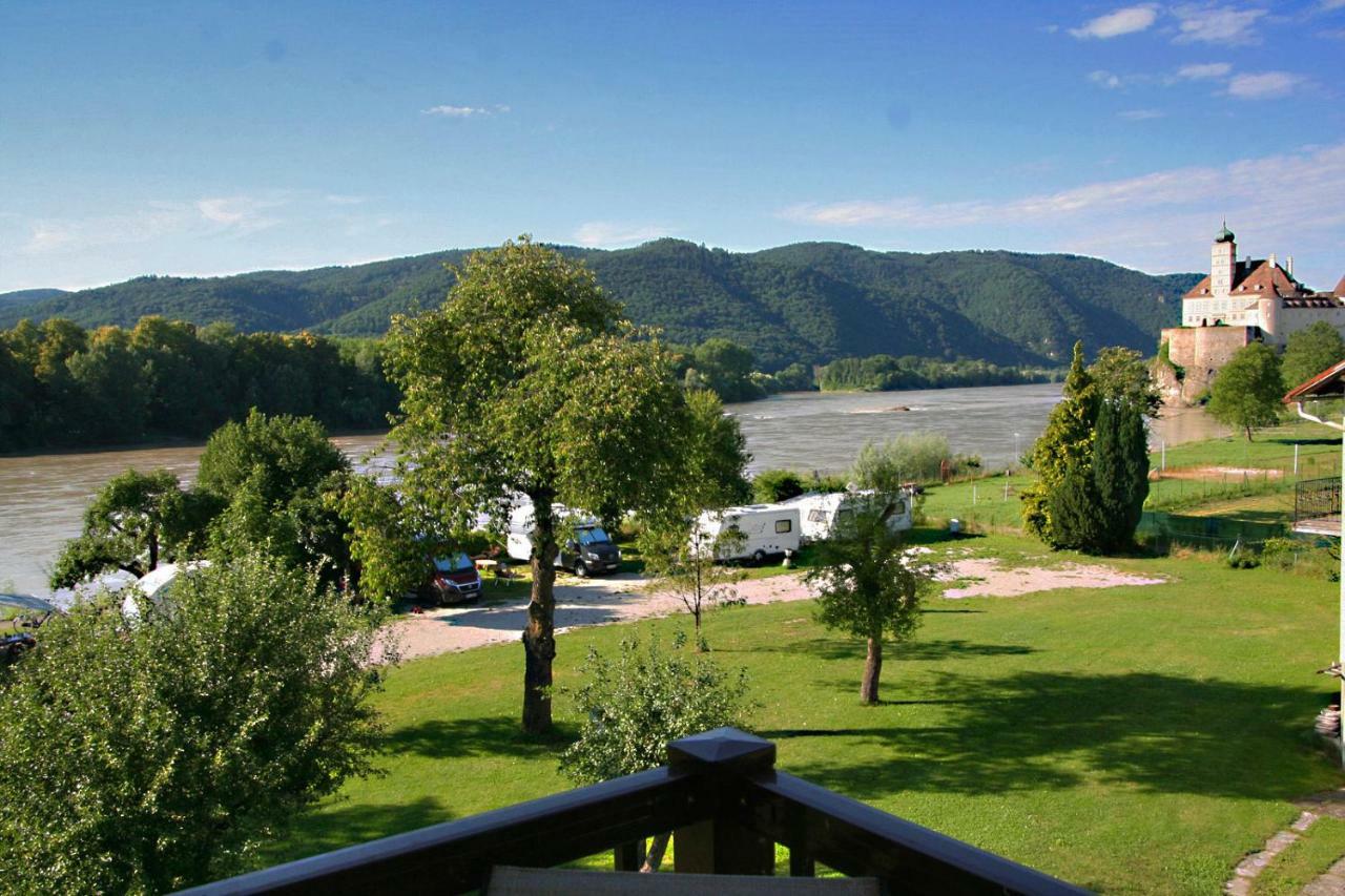 Gasthof-Camping Stumpfer Otel Schönbühel an der Donau Dış mekan fotoğraf